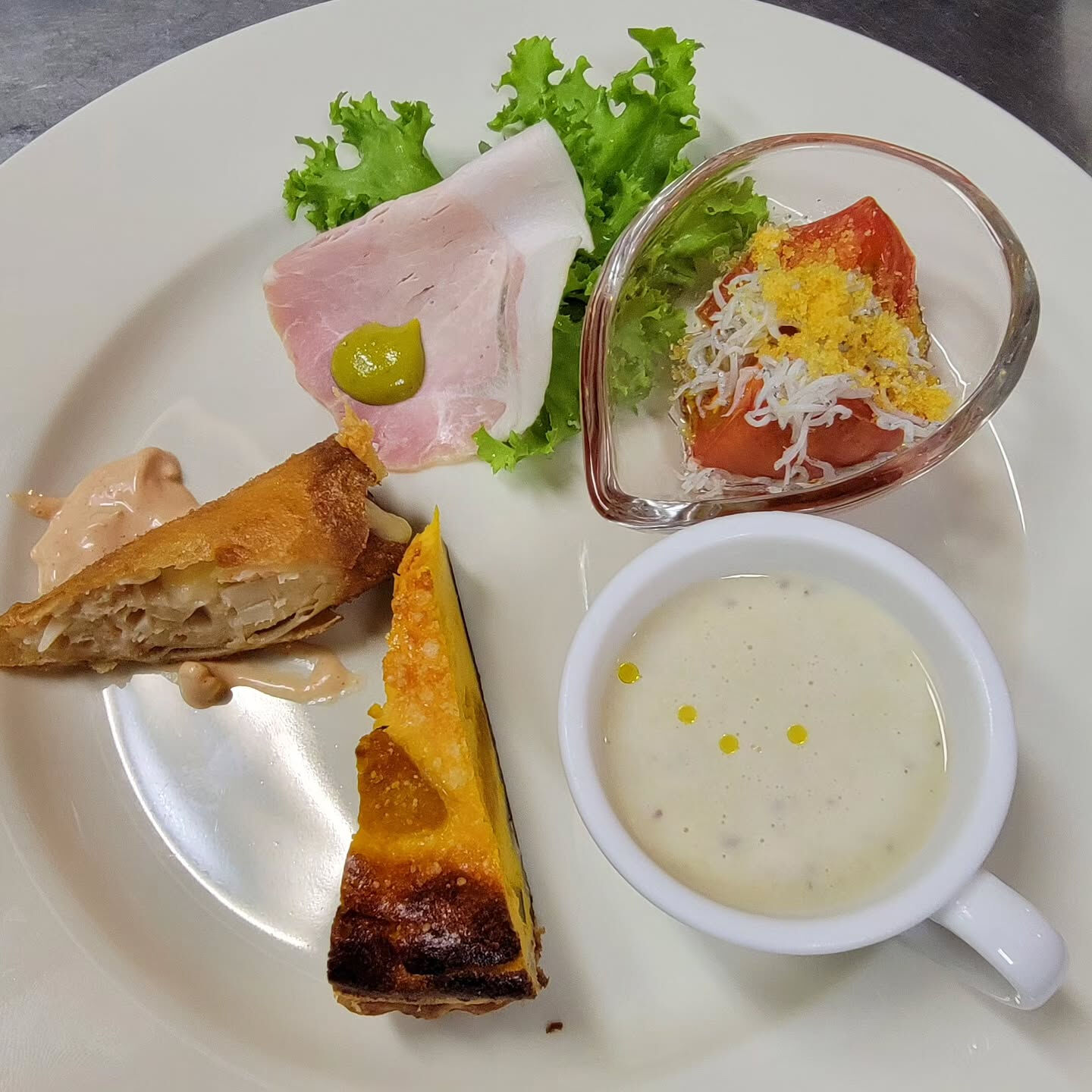先日行われた、ワイン会の料理です
