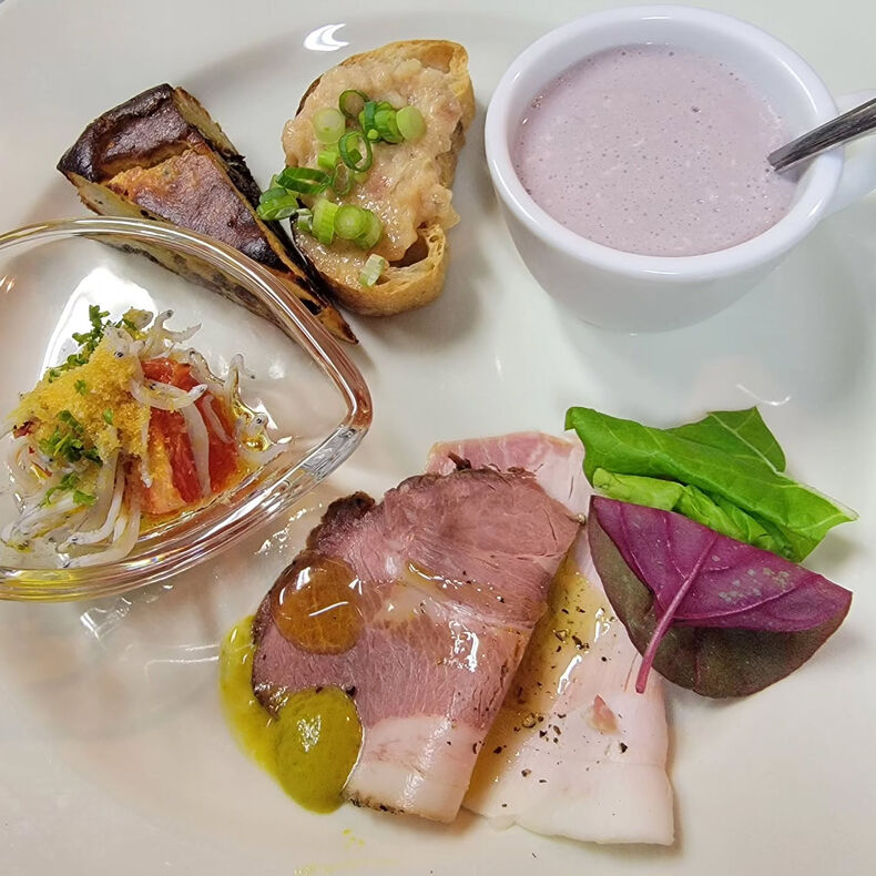 画像12389：先日行われた、ワイン会の料理とワインです