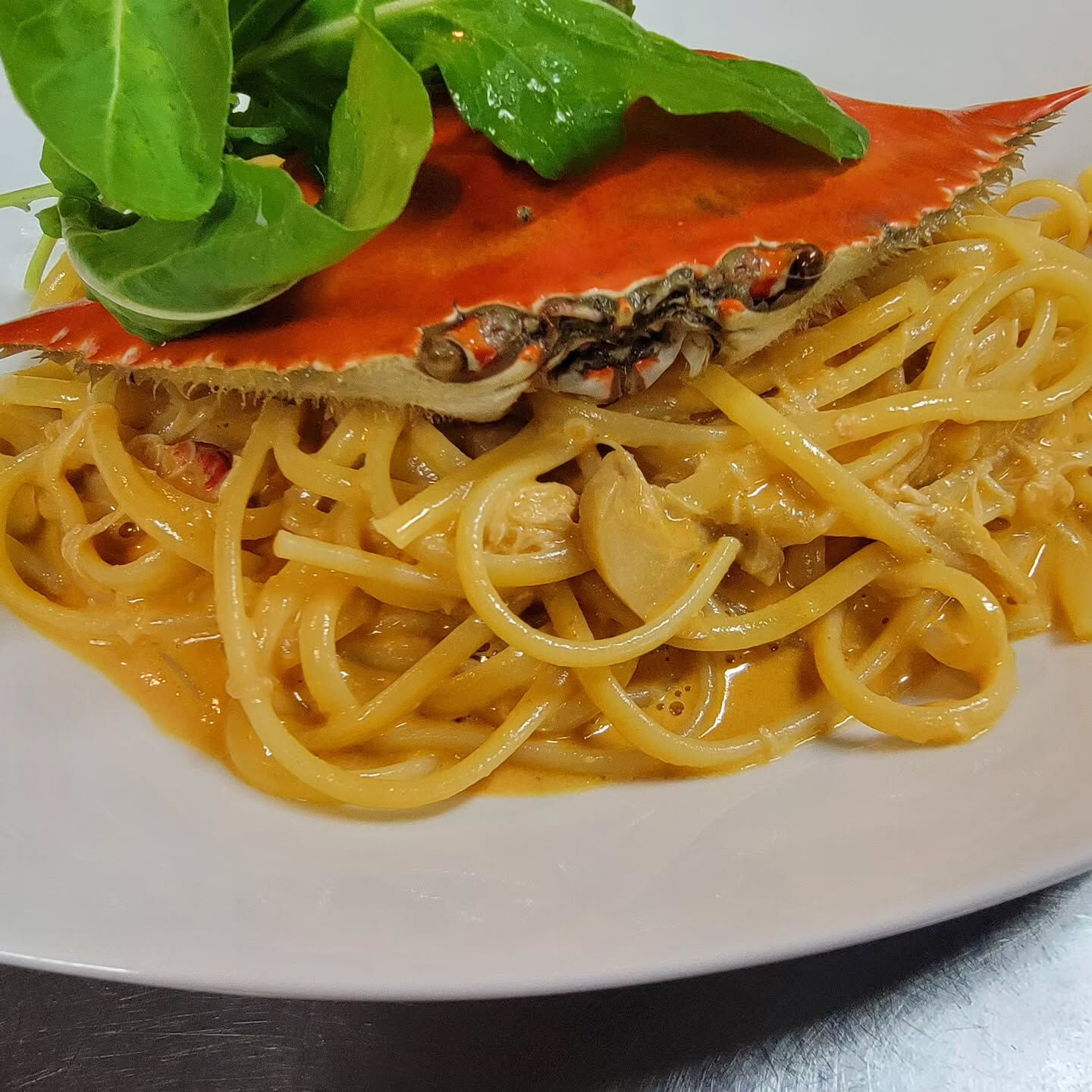 ワタリガニのトマトクリームパスタです