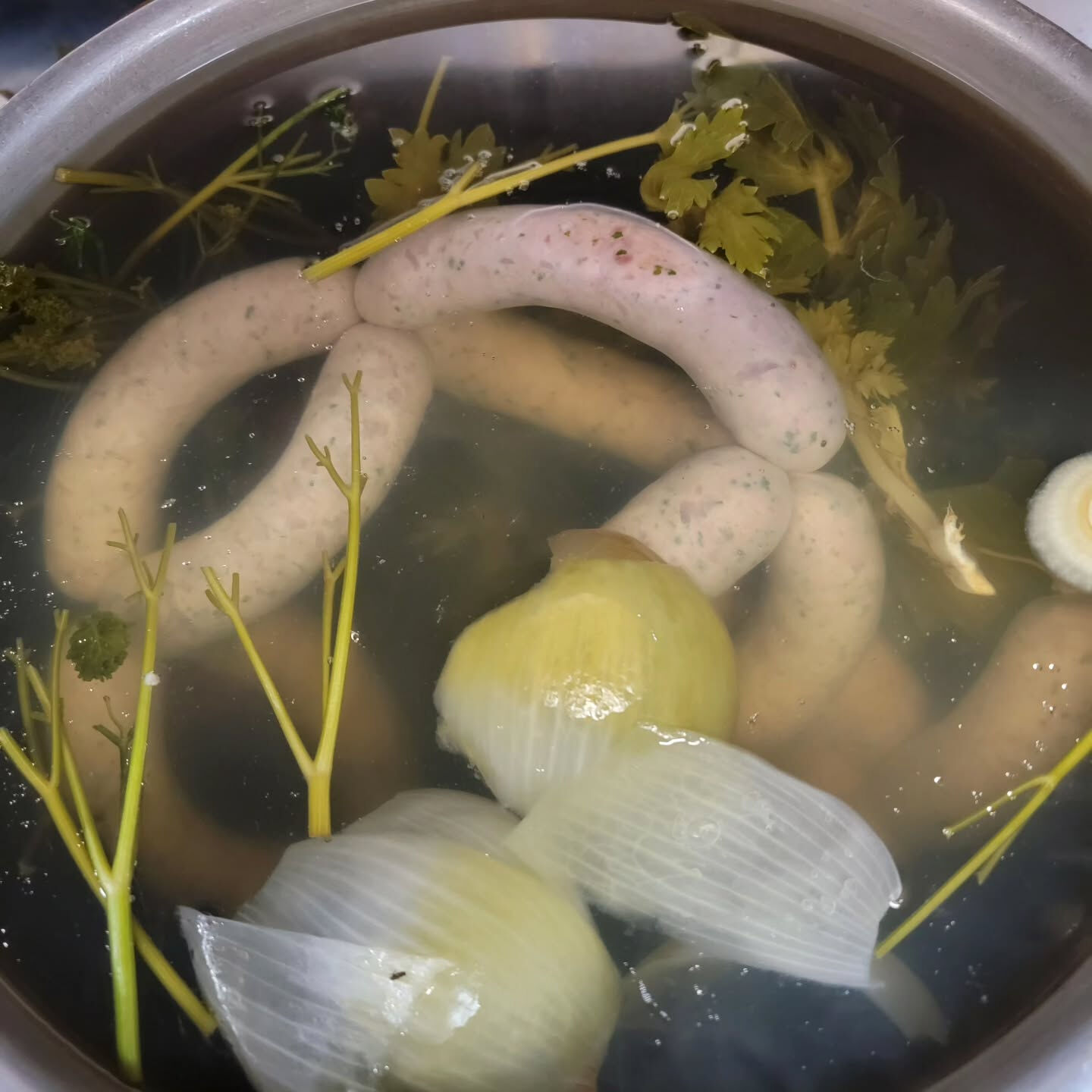 自家製サルシッチヤ