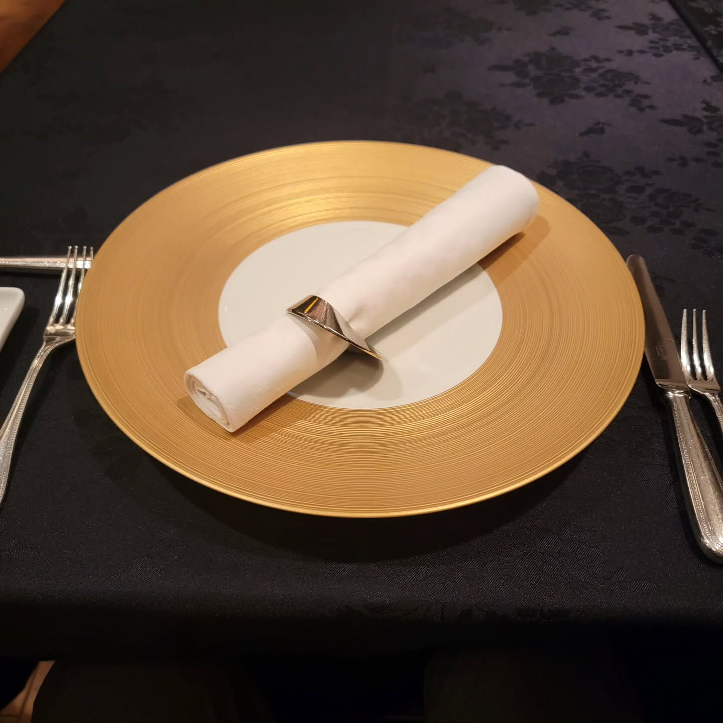 こんばんは漁師料理フレスコです